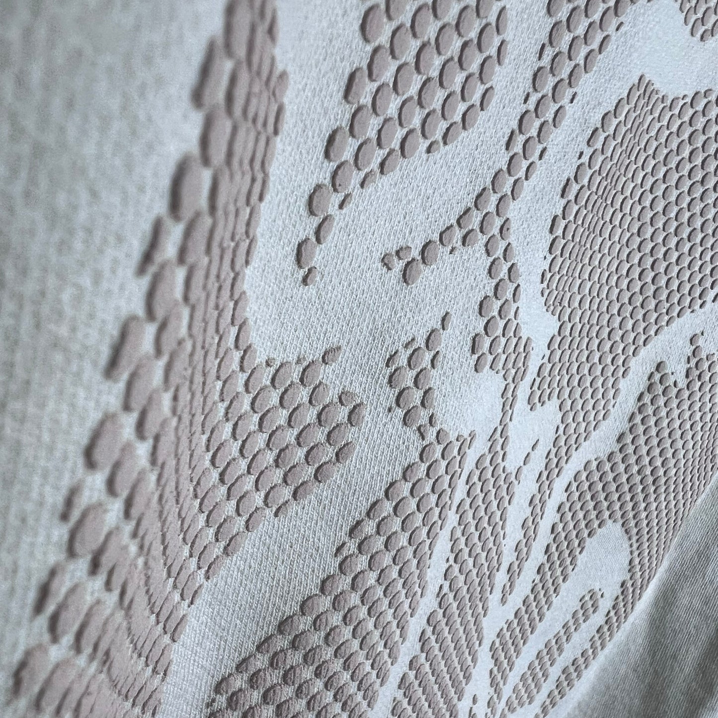 Global Logo Hoodie - Cream